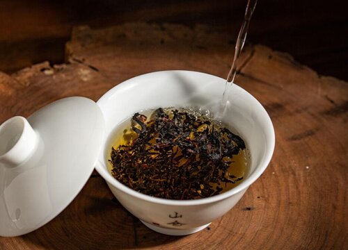 云南滇红茶哪里产的最好 云南滇红茶叶怎么样