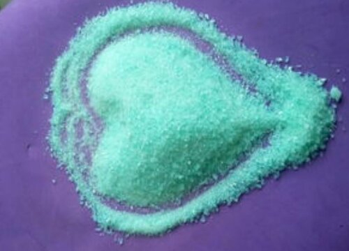 硫酸亚铁怎么养兰花叶片油绿光泽